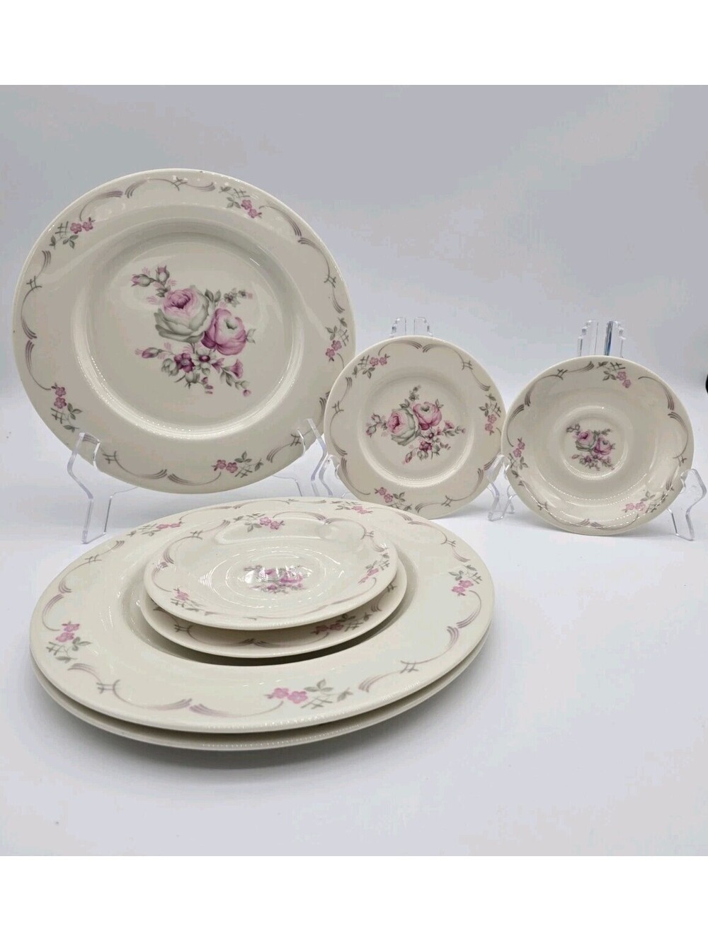 Castleton Belrose 7-Plates  Set Made In USA 1950's Vintage